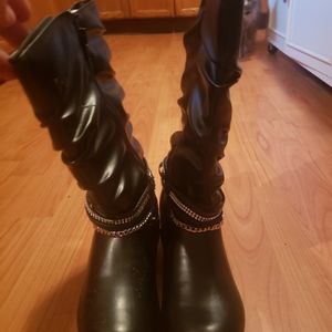 Girls boots